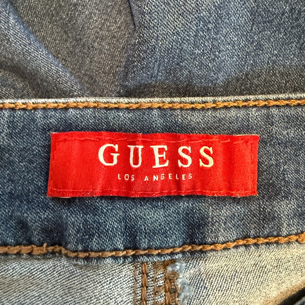 Guess High Rise Blue Jeans - Picture 2 of 11
